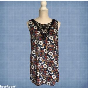 LAUREN CONRAD Floral Sleeveless Top Sz.XL